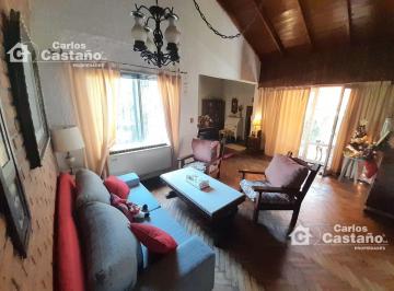 Casa · 270m² · 7 Ambientes · A 3/c de Av Maipú y Cerca de Caba, Chalet en 2 Plantas Ideal 2 Familias, 270 m²