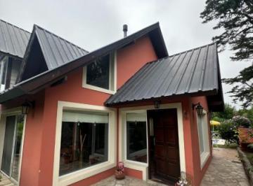 Casa de 3 ambientes, Mar del Plata · Excelente Chalet de 2 Plantas con Piscina en Sierra de Los Padres
