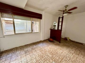 Departamento · 48m² · 3 Ambientes · 3 Ambientes en Monte Castro