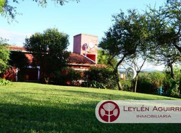 Casa · 300m² · 4 Dormitorios · 3 Cocheras · Venta. Casa y Departamento de Montaña. Estancia Vieja. Córdoba