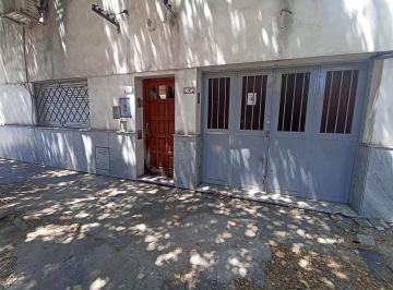 Casa de 5 ambientes, Rosario · Necochea y Pje Biblioteca Vigil