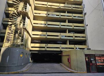 Garage · 13m² · 1 Cochera · Cochera Fija Cubierta por Rampa a Pasos de La Av 9 de Julio.