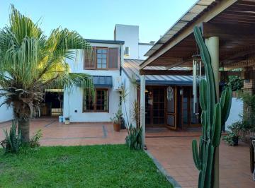 Casa · 186m² · 5 Ambientes · Venta Casa Santo Tomé