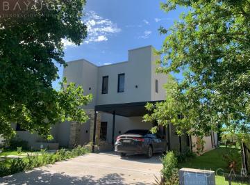 Casa · 340m² · 6 Ambientes · 4 Cocheras · Venta Casa - Barrio Privado Los Alcanfores / Pilar