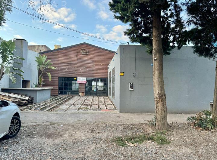 Local comercial · 433m² · 5 Ambientes · 6 Cocheras