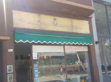 PH de 4 ambientes, Villa Pueyrredón · Venta PH con Local a La Calle, Gran Terraza, 175 m² Totales