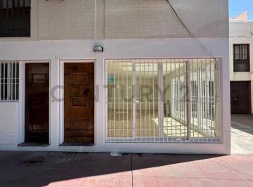 Departamento · 84m² · 6 Ambientes · 1 Cochera · venta de Duplex en Calle Juan B Justo Ciudad Entre Calles Martinez de Rosas y Olascoagas.<.