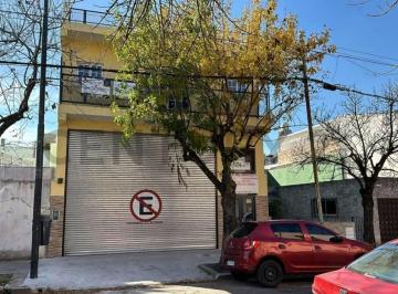 Oficina comercial · 330m² · 5 Ambientes · Venta de Galpón en Paternal Chacarita