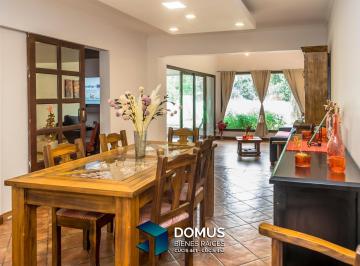 Casa · 320m² · 4 Dormitorios · 2 Cocheras · Venta Casa San Lorenzo Zona Tigres