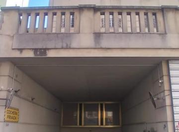 Casa · 12m² · 1 Cochera · Vendo Cochera en Tribunales