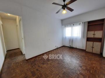 Departamento · 37m² · 2 Ambientes · Semip en Sarandi Al 400 - T/al Cfte 37 m² Impecable
