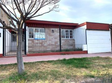 Casa · 120m² · 3 Dormitorios · 1 Cochera · Casa en Maipu