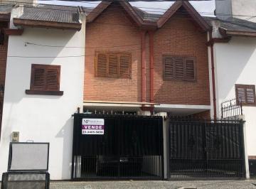 Departamento de 4 ambientes, Florencio Varela · Excelente Duplex en Venta - Fcio. Varela