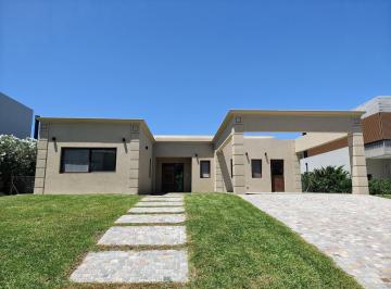 Casa · 191m² · 4 Ambientes · Casa de 4 Ambientes en Venta en La Reserva Cardales Campana
