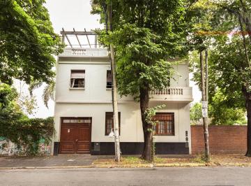 Frente · Casa en Bernal Este