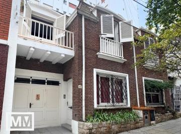 PH · 85m² · 4 Ambientes · 1 Cochera · PH en Guemes