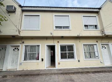 Casa · 80m² · 2 Dormitorios · 1 Cochera · Alquiler Duplex 3 Amb en Moreno Sur