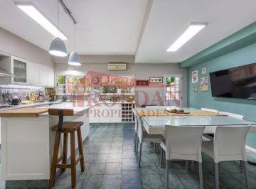 RLD-RLD-2433_2 · Nuevo Valor - Triplex - 3 Dorm - Playroom - 5 Baños - Jardii