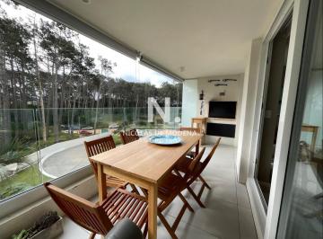 Foto1 · Vende Apartamento de 1 Dormitorio en Mansa, Punta del Este.