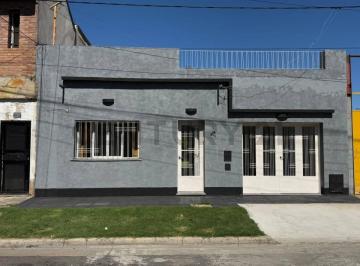 Casa · 92m² · 3 Ambientes · Venta de Casa 3 Ambientes en Roque Sáenz Peña