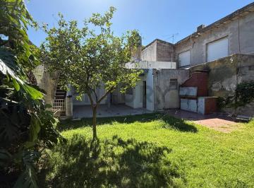 Casa · 92m² · 3 Ambientes · Venta de Casa 3 Ambientes en Roque Sáenz Peña