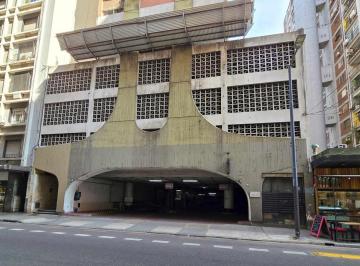 Garage · 15m² · Cochera Fija Cubierta en Marcelo T. de Alvear Al 1200 - 15 m² Vigilancia Las 24 Horas