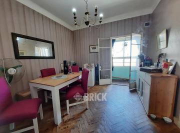 Departamento · 68m² · 3 Ambientes · Piso en Pasteur Al 200 - Escrit Frente T/sol Apto Profesional D/entrada