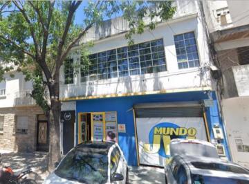 Bodega-Galpón · 220m² · Galpón en Floresta Apto Para La Industria 220 m² - Venta