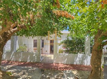 Casa · 80m² · 4 Ambientes · 3 Cocheras · Casa en Venta - Ingeniero Maschwitz