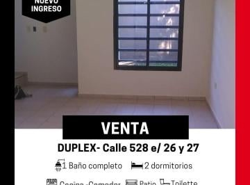 Departamento de 3 ambientes, La Plata · Duplex en Venta - con Patio - 2 Dorm.