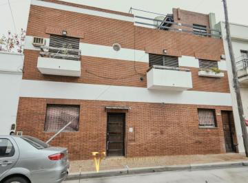 PH · 65m² · 3 Ambientes · Venta - PH - 3 Ambientes - Patio - Apto Crédito - Parque Avellaneda