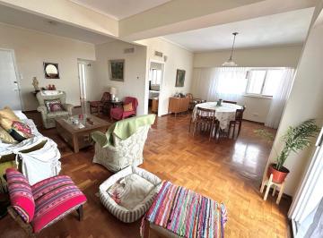 Departamento · 168m² · 5 Ambientes · 1 Cochera · Departamento de 5 Ambientes con Cochera y Baulera en Quilmes Centro