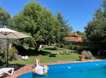Casa · 300m² · 12 Ambientes · 6 Cocheras · Venta Casa 3 Dorm, Pileta, Gran Parque Zona Recta Martinolli