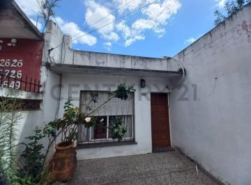 Casa · 100m² · 2 Ambientes · 1 Cochera · Casa en Venta