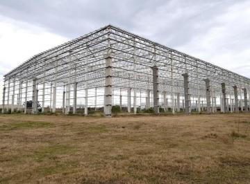 Terreno , Zárate · Terreno con Nave Industrial a Terminar - Venta