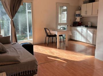 Departamento · 73m² · 2 Ambientes · 1 Cochera · Departamento con Jardin en Venta en Hi 42,5!