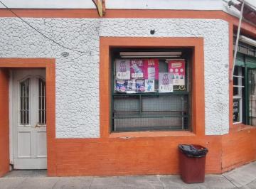 Casa · 161m² · 5 Ambientes · 1 Cochera · Casa de 5 Amb con Cochera y Local en Chilavert 1500, Nueva Pompeya