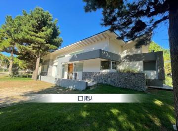Casa · 175m² · 5 Ambientes · Casa en Venta Costa Esmeralda