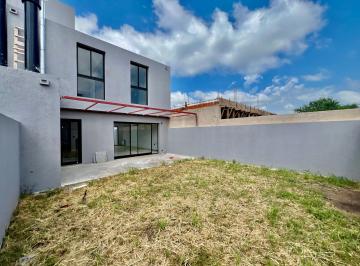 Foto · Dúplex de 3 Dorm. en Alquiler en Parados de Manantiales Barrio Privado