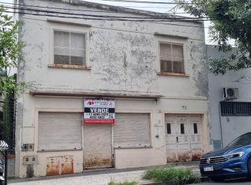 Casa de 6 ambientes, Quilmes · Propiedad Sobre Lote de 8.66 X 41