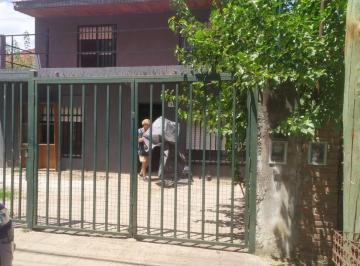 Casa de 4 ambientes, La Matanza · Casa de 4 Ambientes, Venta, Aldo Bonzi, Lote Propio.