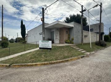 Casa de 6 ambientes, Ranchos · Casa y Local Sobre Av Campomar. Inmejorable Ubicacion. Ranchos. Gral Paz.