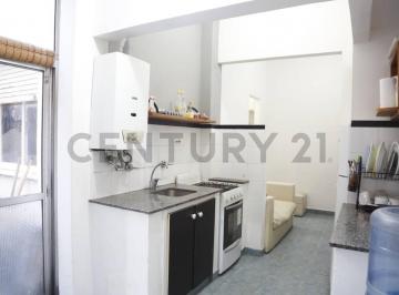 Departamento · 40m² · 2 Ambientes · PH en Venta La Plata.