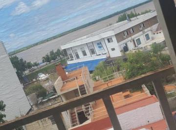 Departamento 2 dormitorios, living comedor, cocina, baño. Patiecito chico. Venta · Vendo Dto 2 Dorm. Vista Al Rio