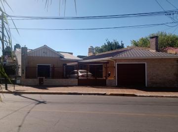 Casa de 6 ambientes, Lomas de Zamora · Casa en Alquiler Lomas de Zamora Solo Uso Comercial o Profesional No Geriatricos