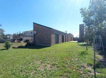Casa · 103m² · 4 Ambientes · Venta Casa Roldan Acequias del Aire 3 Dorm. Luminosa Parque