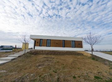 Casa de 4 ambientes, Berazategui · Casa en Venta - Villalobos