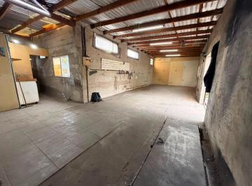 Bodega-Galpón · 60m² · 1 Ambiente · Taller, Galpón o Depósito en Munro, en Planta Alta