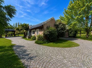 Casa de 5 ambientes, Exaltación de la Cruz · Casa en Solar de Capilla - Lote 3.800 m² - Exaltación de La Cruz - Apto Crédito