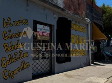Casa · 325m² · Venta Local Moreno